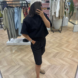 T-shirt à épaulettes [ noir ]