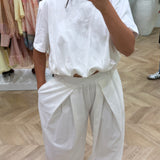 Ensemble White