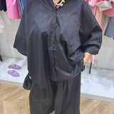 Loose shirt with flared pants set [black]