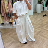Ensemble White