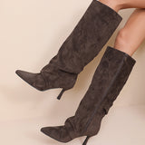 Talons en daim marron