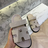 Mules en cuir * taille petit prendre une taille au dessus [ beige ]