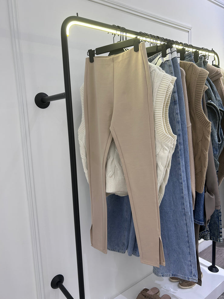 Legging à fente